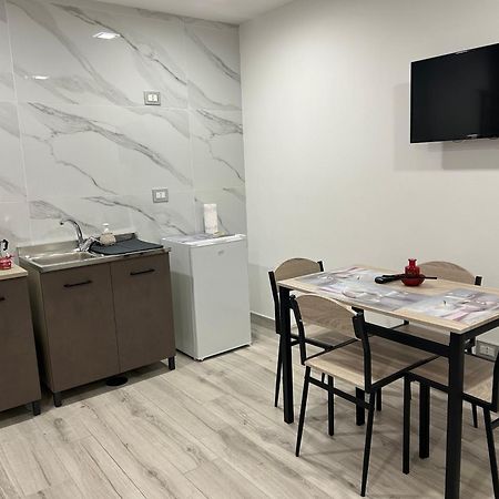 House Diva Apartment Наполи Екстериор снимка